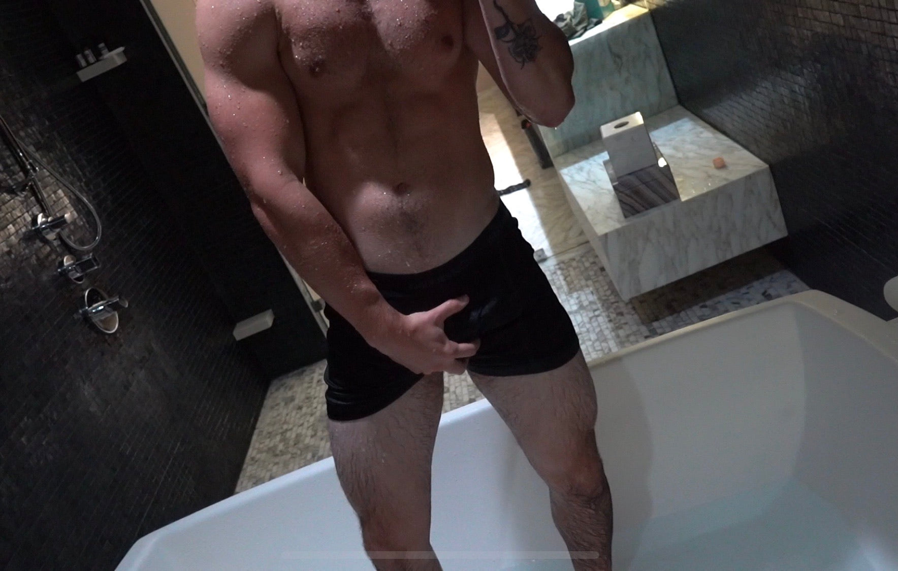 Sexy Shower/Bathtub Bulge Flex