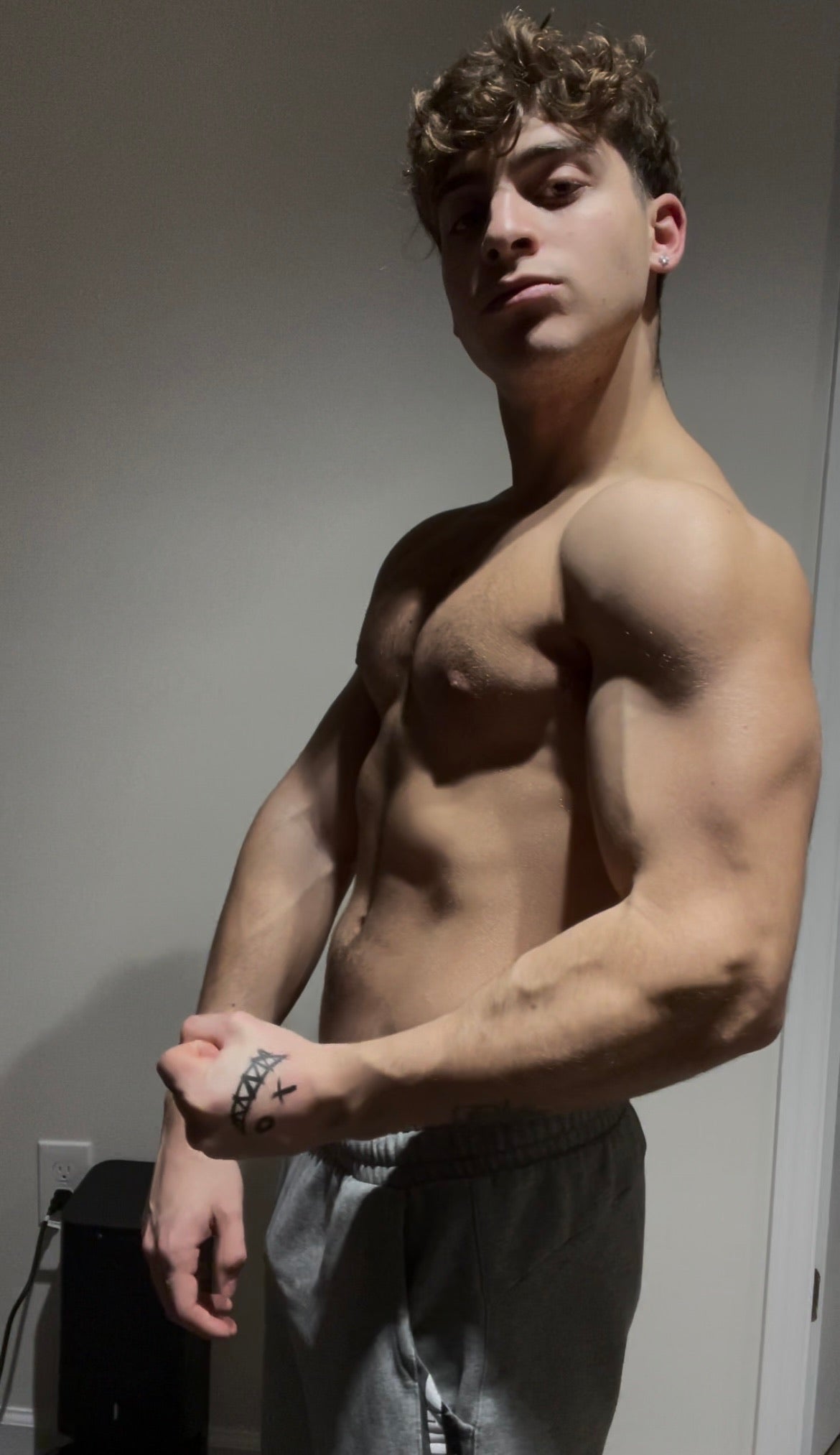 Quick Muscle Worship